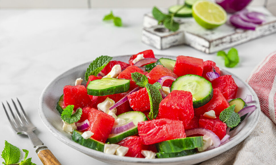 Arbūzų salotos su feta ir mėtomis