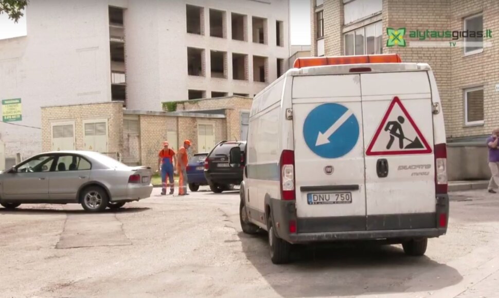 Alytaus centre už autompobilių parkavimą teks susimokėti