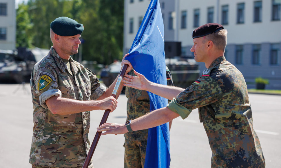 Vadų pasikeitimo ceremonija