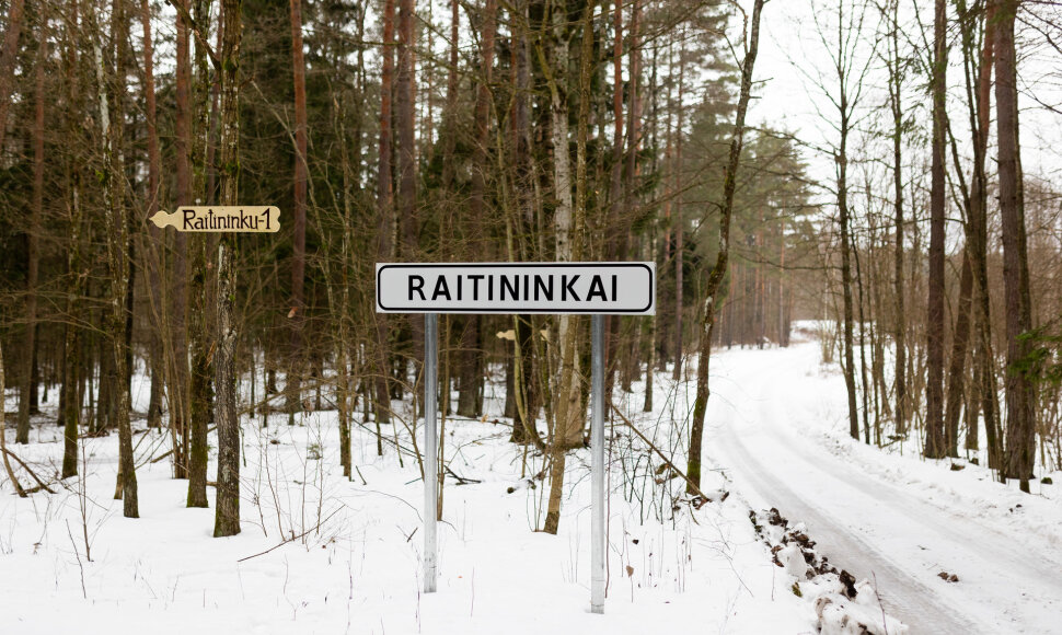 Raitininkų kaimas