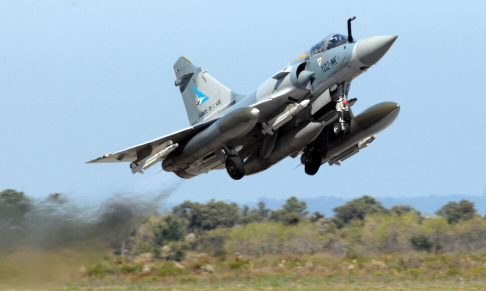 Prancūzijos oro pajėgų naikintuvas „Mirage 2000-5“