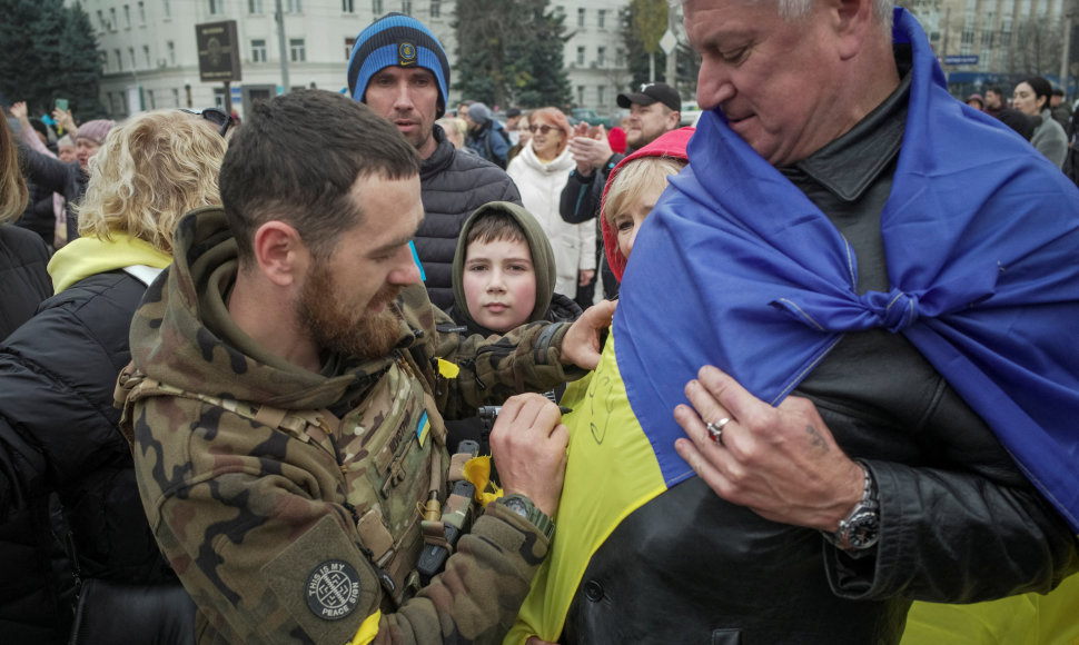 Ukrainos karys ir Chersono gyventojai