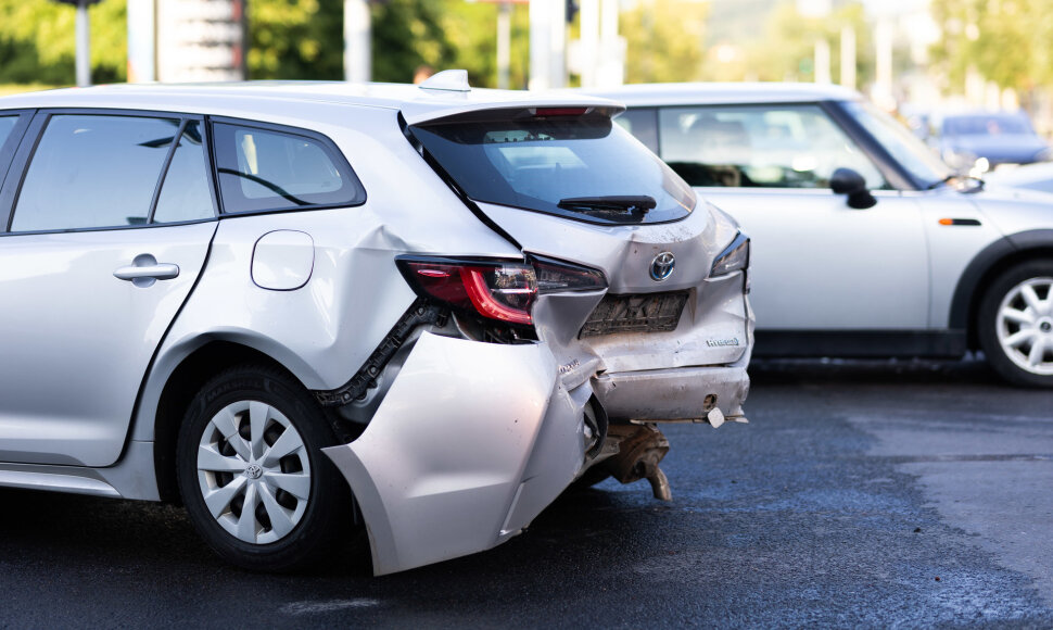 BMW ir &bdquo;Toyota&ldquo; avarija Rinktinės gatvėje
