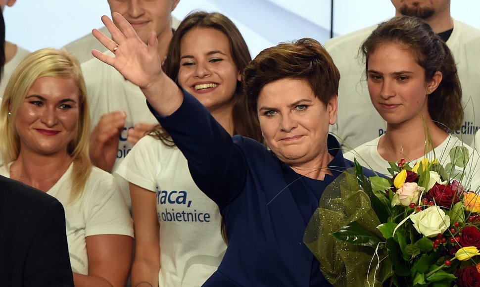 Kandidatė į Lenkijos premjeres – PiS atstovė Beata Szydlo