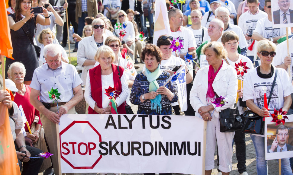 Profsąjungų mitingas prie Seimo