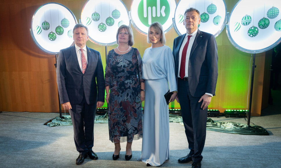  Lietuvos pramonininkų konfederacijos i&scaron;kilminga  apdovanojimų ceremonija