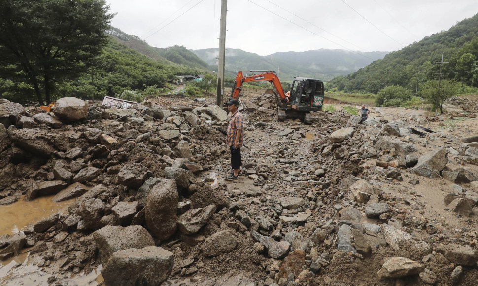Purvo nuošliauža Pietų Korėjoje po kilusių liūčių
