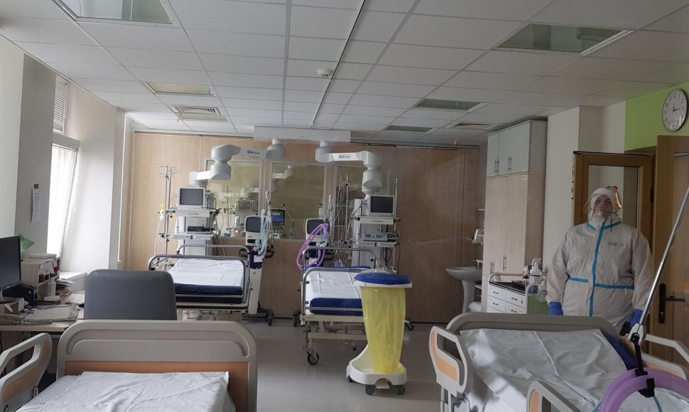 COVID-19 sirgusiems ligoniams – moderniai įrengtos patalpos, šiuolaikiškiausia įranga ir profesionali priežiūra