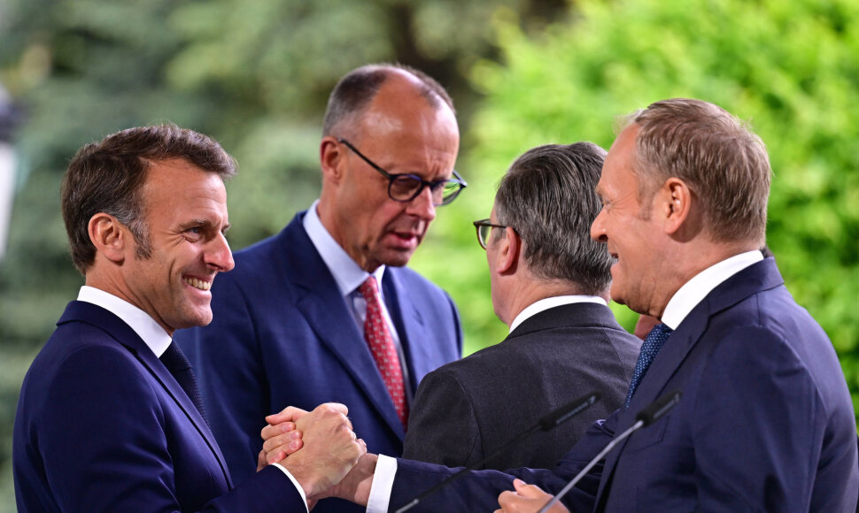 Emmanuelis Macronas, Friedrichas Merzas, Donaldas Tuskas, Keiras Starmeris
