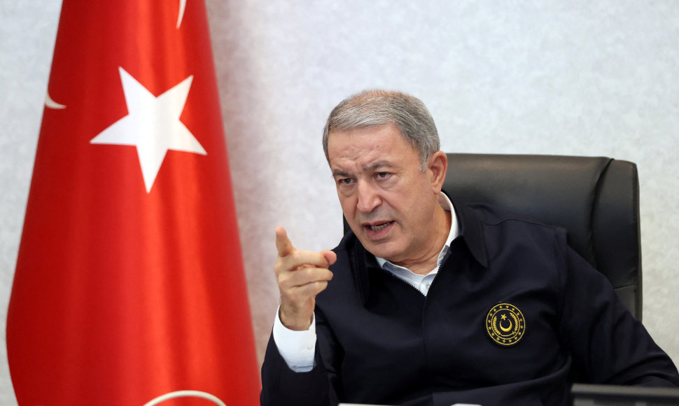 Turkijos gynybos ministras Hulusi Akaras