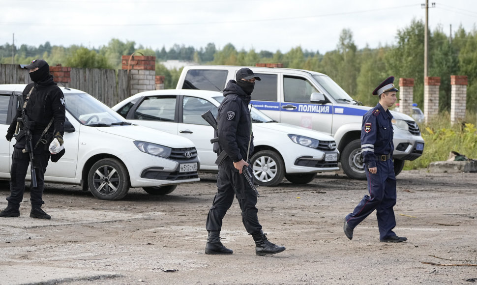 Tyrėjai dirba įvykio vietoje