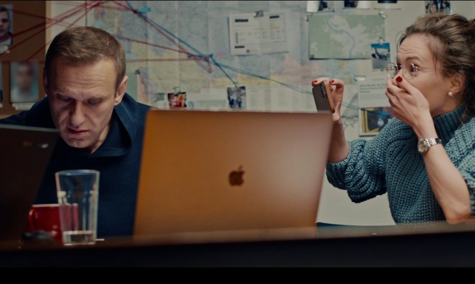 Kadras iš filmo „Navalnas“