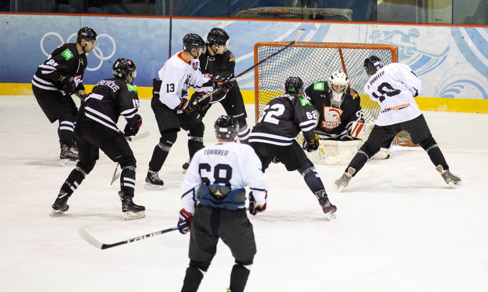 „Hockey Punks“ – „Baltų Ainiai“