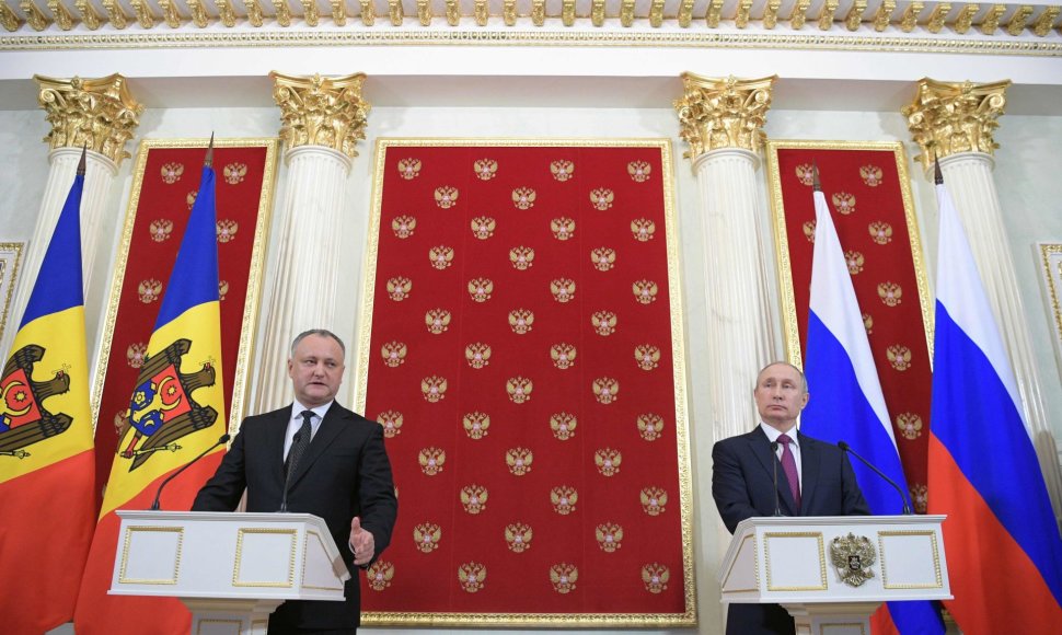 Igoris Dodonas ir Vladimiras Putinas