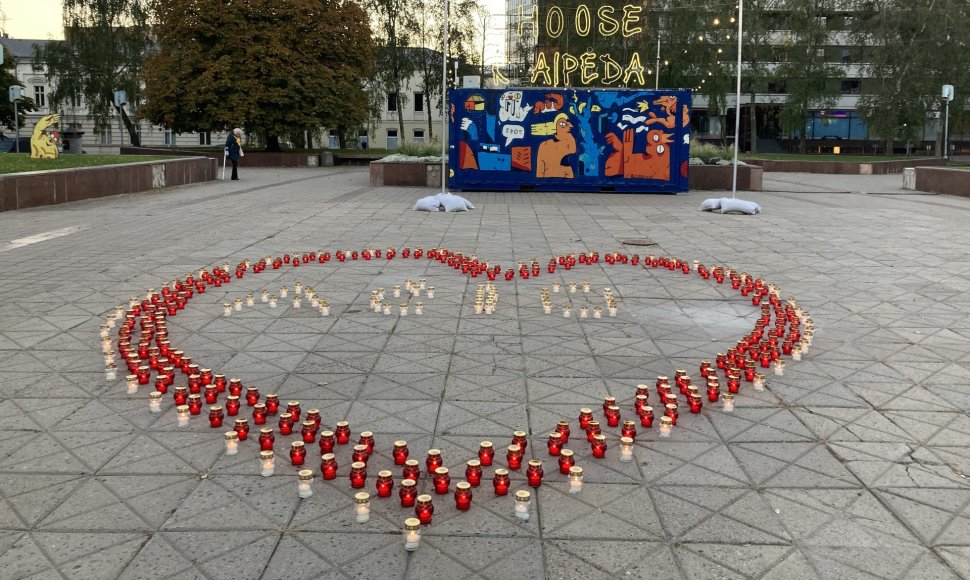 Klaipėdoje simboline akcija ištartas „Ačiū“ visiems donorams ir jų artimiesiems.