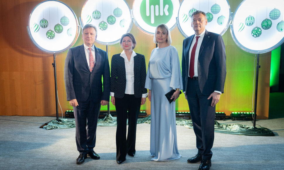  Lietuvos pramonininkų konfederacijos i&scaron;kilminga  apdovanojimų ceremonija