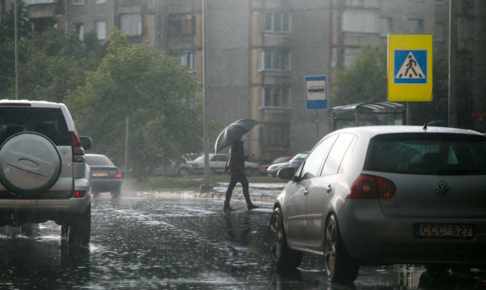Kauno gatvės po lietaus