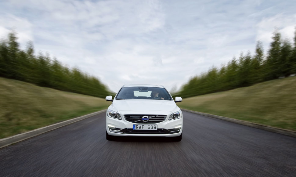 „Volvo V60 Plug-in Hybrid“