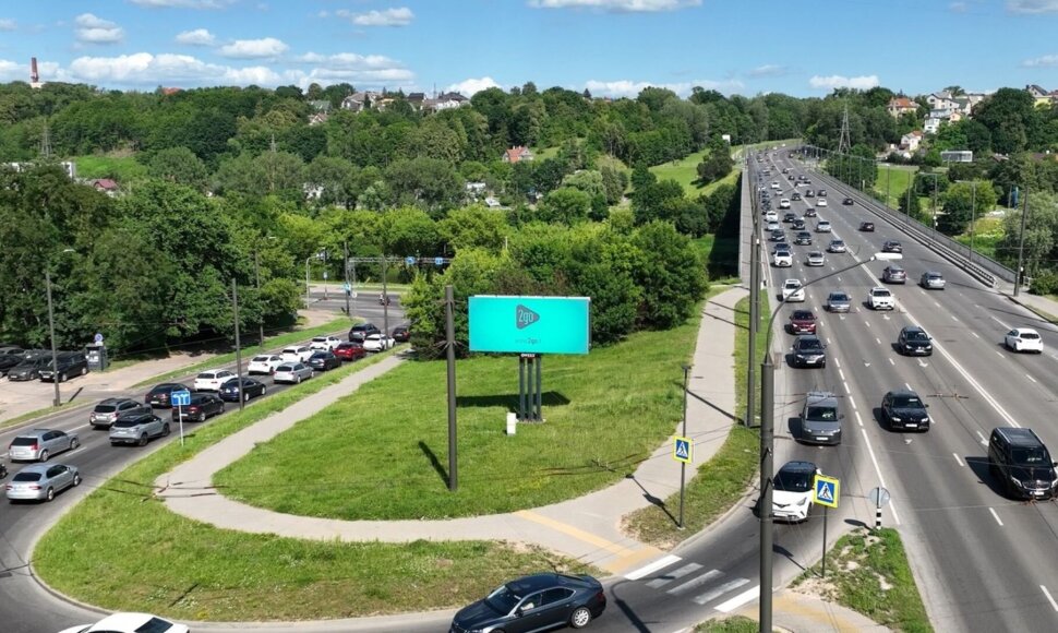 „2go“ ekranas Kaune „Varnių“