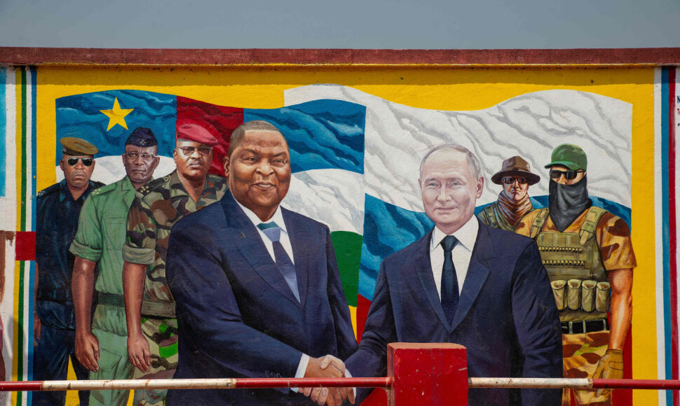 ANNELA NIAMOLO / AFP