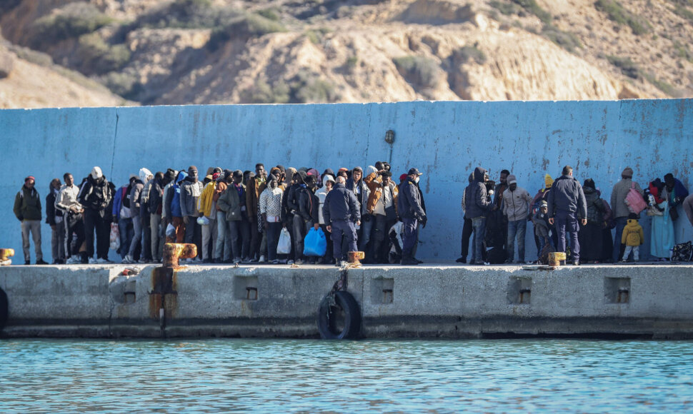 Migrantai Kretoje / COSTAS METAXAKIS / AFP