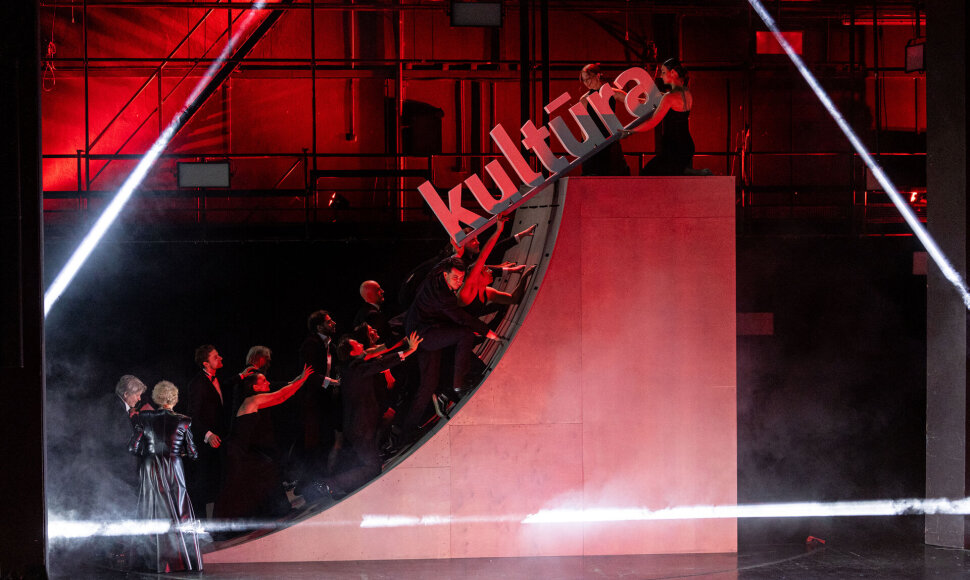Auksinių scenos kryžių apdovanojimai