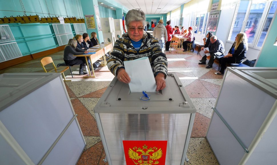 Rusai balsuoja rinkimuose