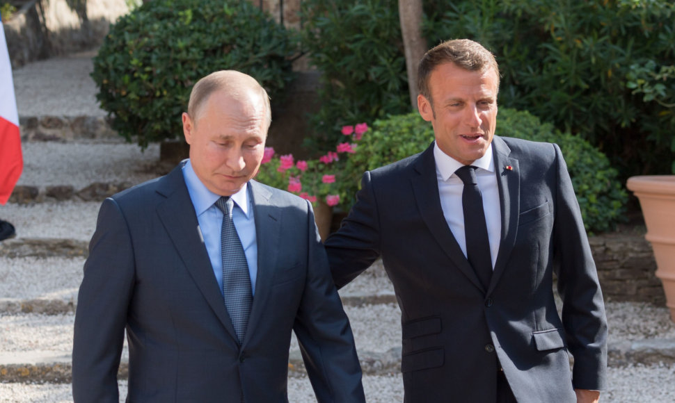Vladimiras Putinas ir Emmanuelis Macronas