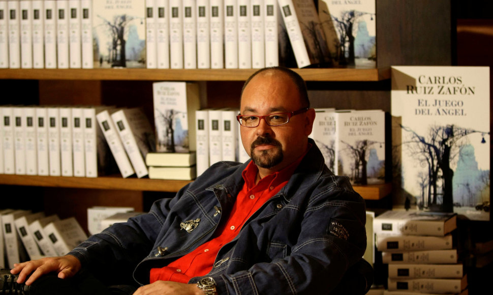 Carlos Ruiz Zafon 