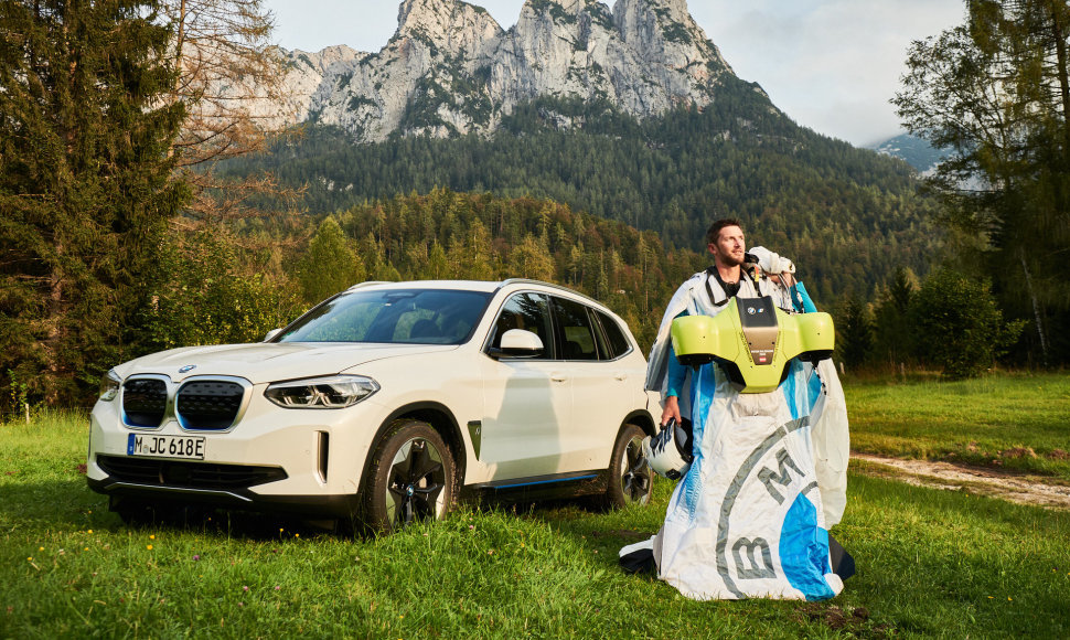 Naujausia elektrinė BMW transporto priemonė