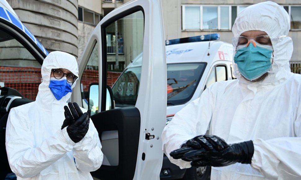 Lombardijoje vėl kemšasi ligoninės – koronavirusas sugrįžo