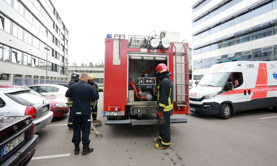 I&scaron; Farmacijos fakulteto Kaune evakuota 400 žmonių