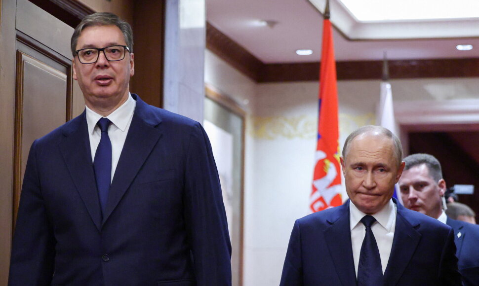 Aleksandaras Vučičius, Vladimiras Putinas