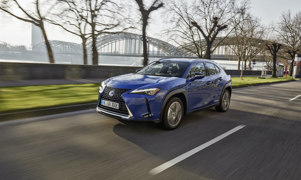 „Lexus UX 300e“