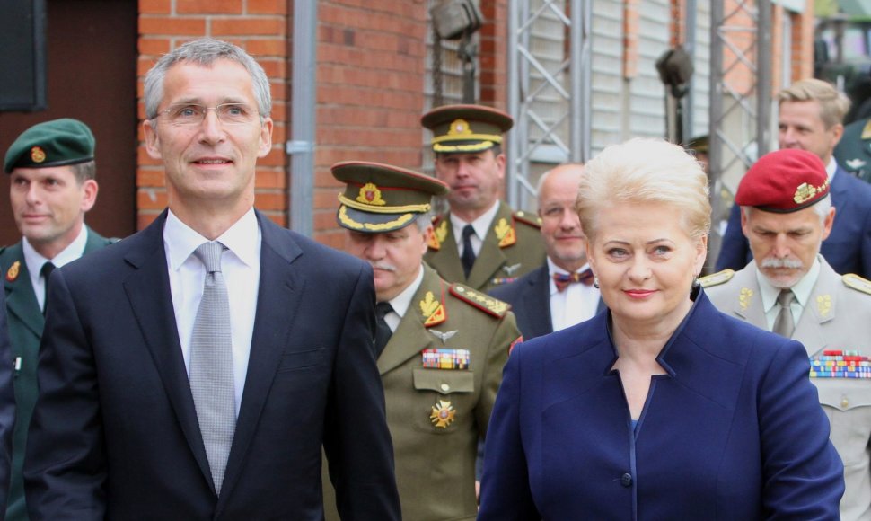 Jensas Stoltenbergas ir Dalia Grybauskaitė