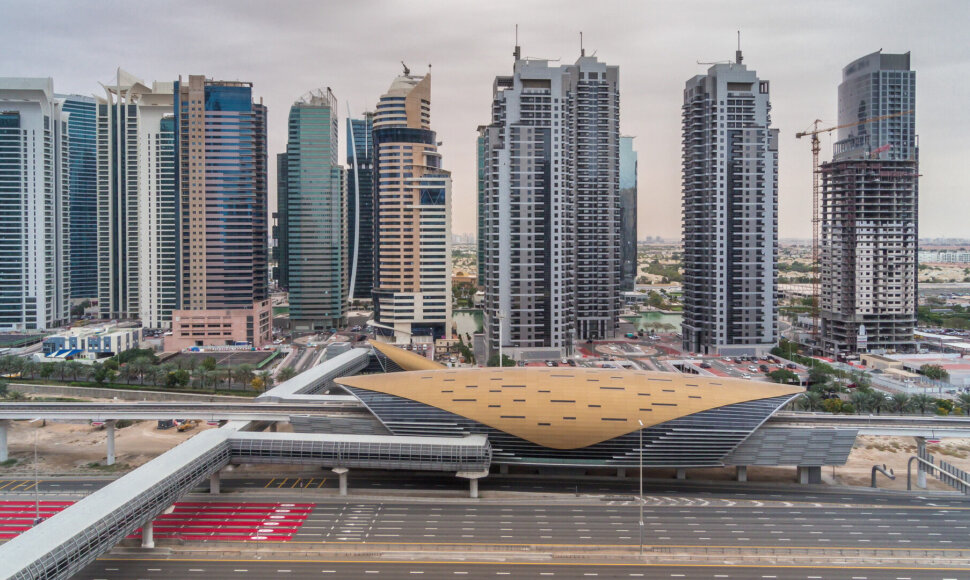 Dubajus, JAE