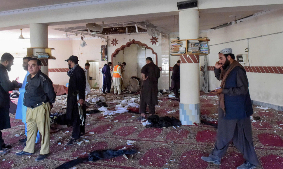 Mečetė Pakistane po išpuolio