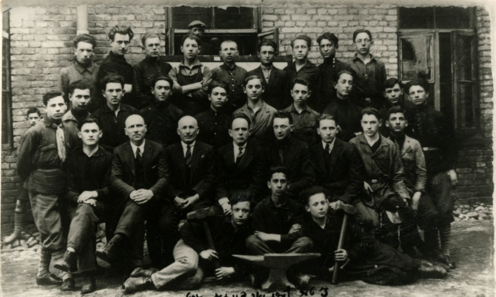 Studentai ORT mokykloje Vilniuje. Nuotrauka daryta 1929 m. gegužės 13 d.