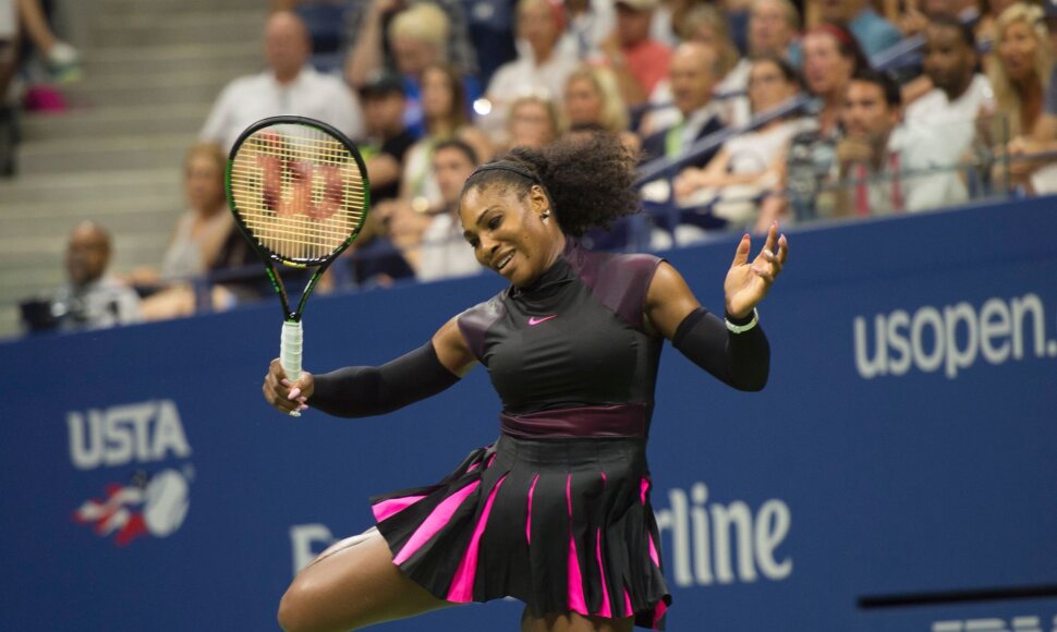 Serena Williams &bdquo;US Open&ldquo; starte užtkrintai nugalėjo Jekateriną Makarovą