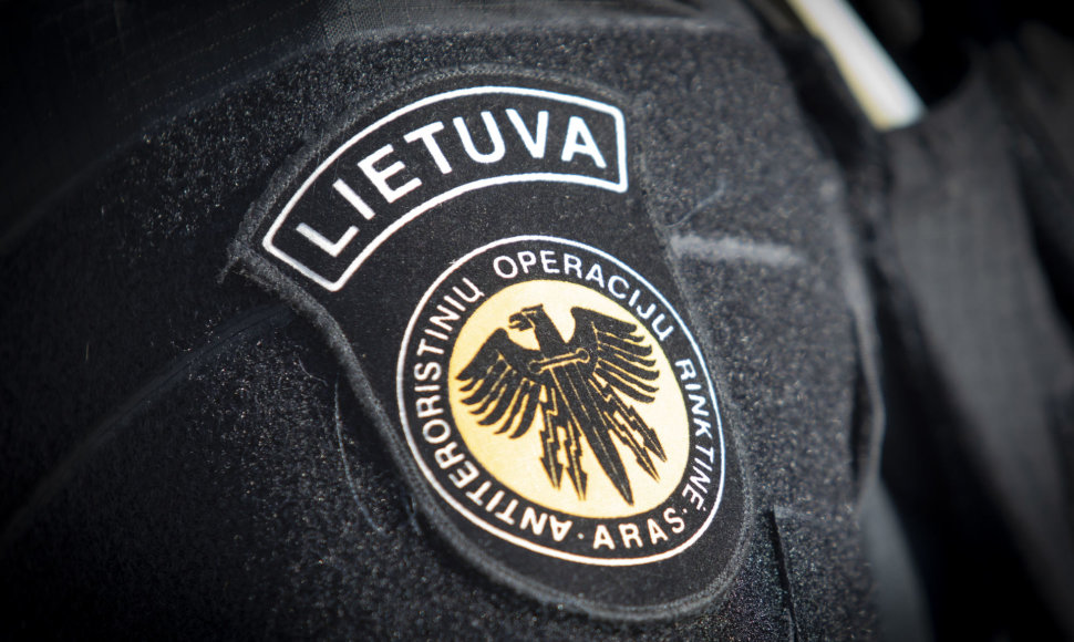 Lietuvos policijos antiteroristinių operacijų rinktinės „Aras“ šaudyklos bei treniruočių bazės atidarymo ceremonija