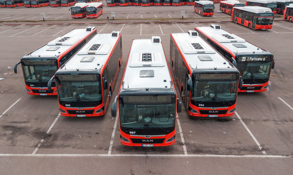 Kauno viešajame transporte diegiama patogesnė bilietų sistema