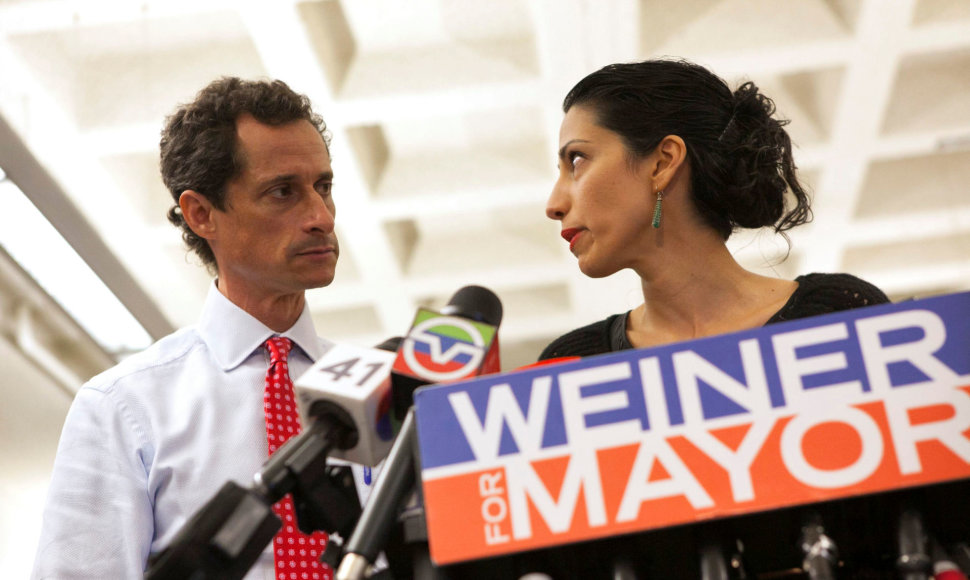 Anthony Weineris su žmna Huma Abedin