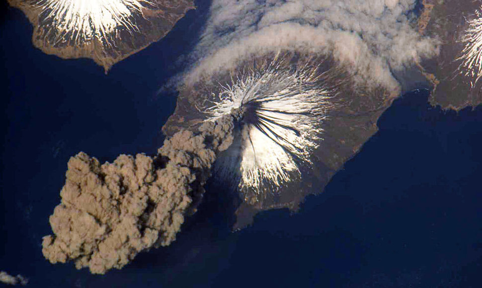 Vulkanų išsiveržimas Aliaskoje