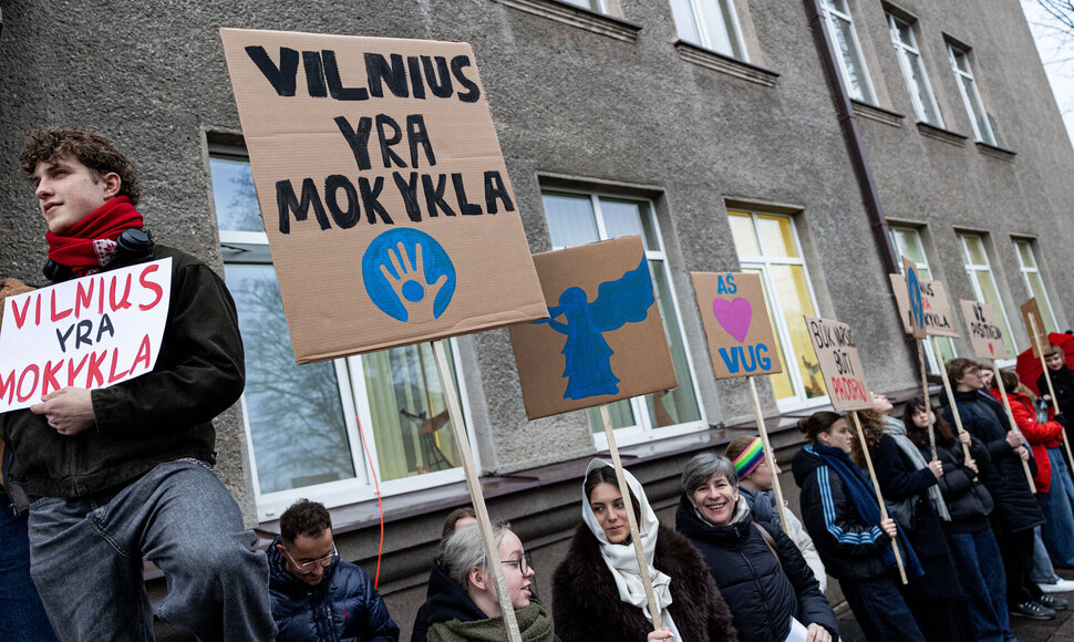 Užupio gimnazijos bendruomenės protestas