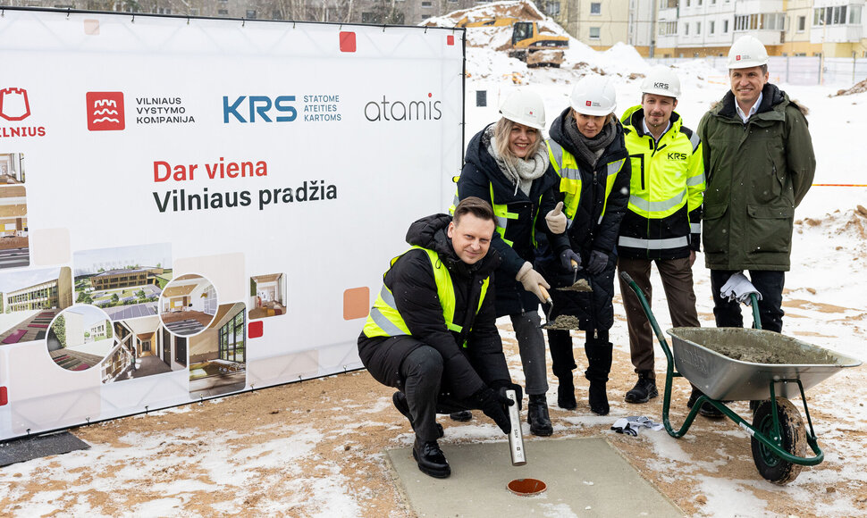 Būsimojo Pilaitės darželio simbolinės kapsulės įkasimas
