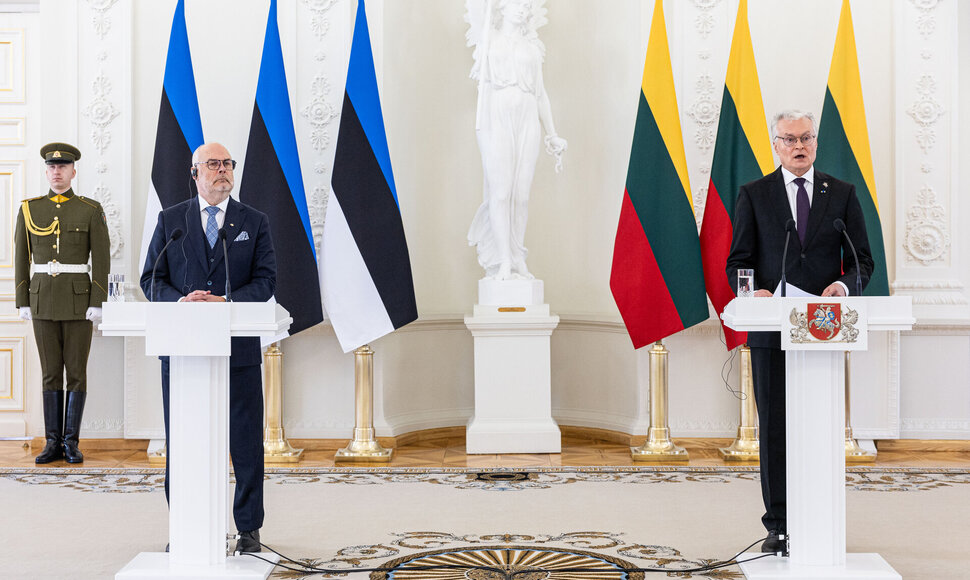 Prezidento Gitano Nausėdos ir Estijos Prezidento Alaro Kariso bendra spaudos konferencija