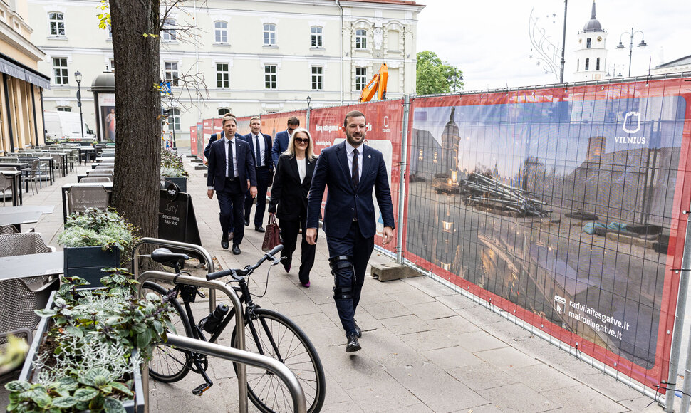 LSDP ir Demokratų sąjungos &bdquo;Vardan Lietuvos&ldquo; atstovai susitiko dėl koalicijos sudarymo