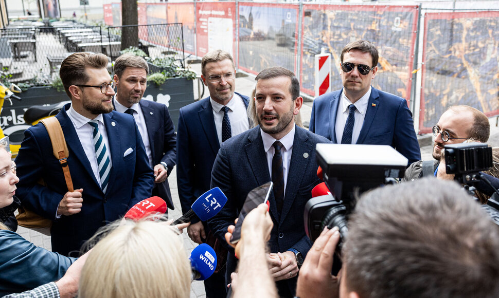 LSDP ir Demokratų sąjungos „Vardan Lietuvos“ atstovai susitiko dėl koalicijos sudarymo
