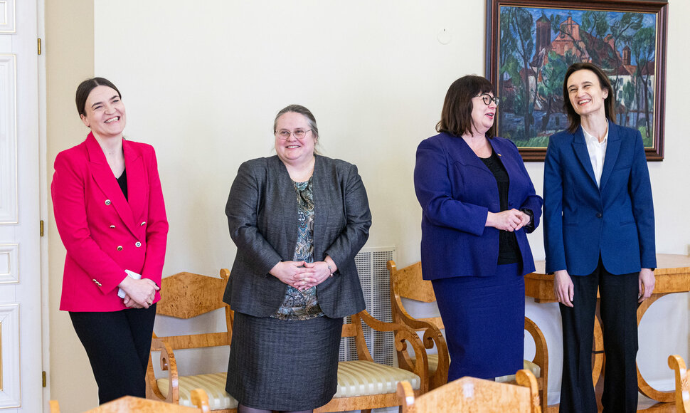 Radvilė Morkūnaitė - Mikulėnienė, Agnė &Scaron;irinskienė, Orinta Leiputė, Viktorija Čmilytė - Nielsen