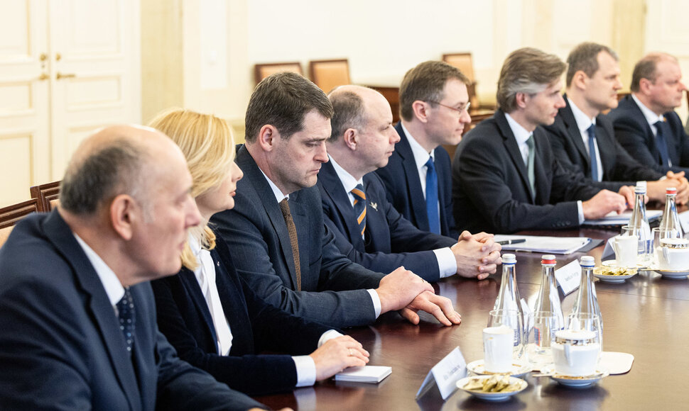 Prezidentas susitiko užsienio politikos ir saugumo klausimams aptarti